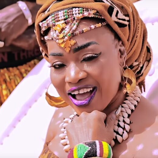 Oumou sangare chanson chanteuse musique mali wassoulou